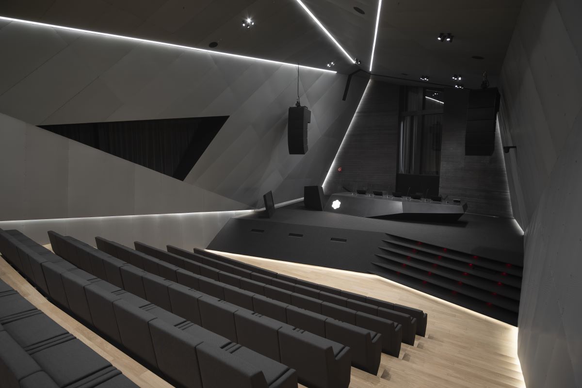 L’auditorium della nuova sede Conad a Forlì