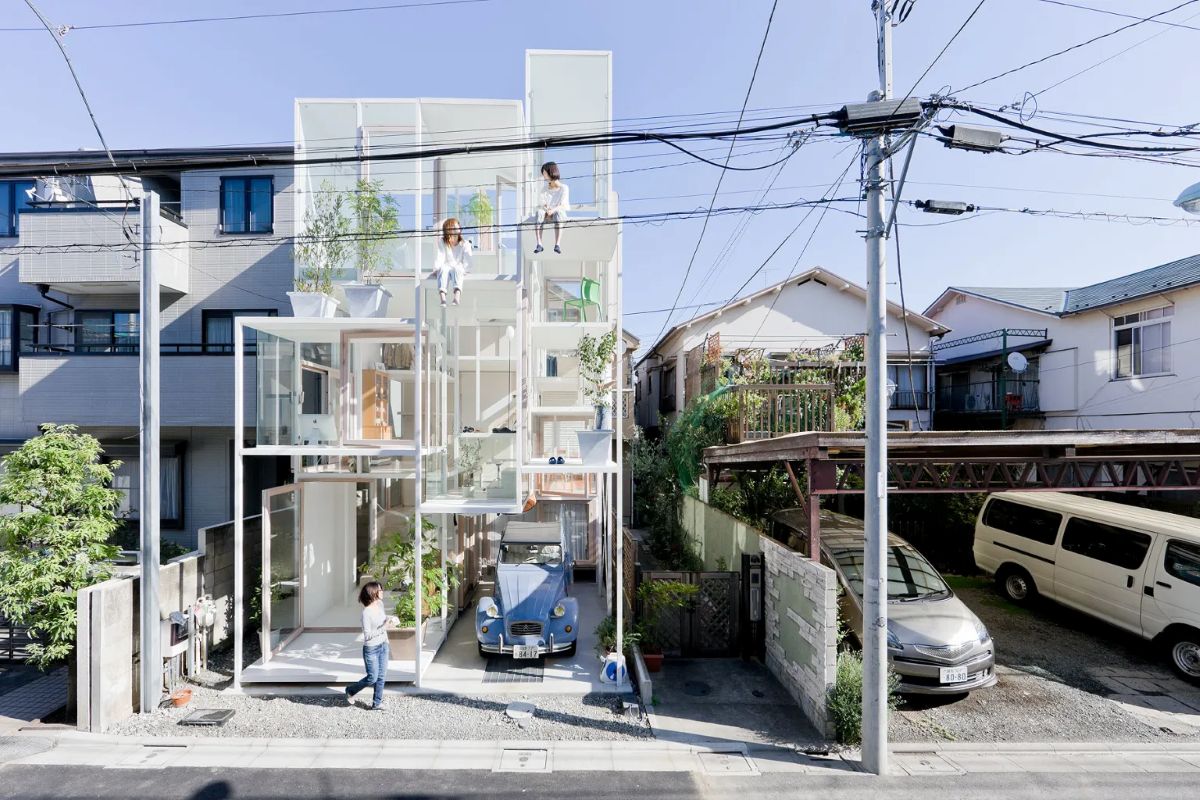 House NA rappresenta uno dei progetti più originali dell’architetto Sou Fujimoto