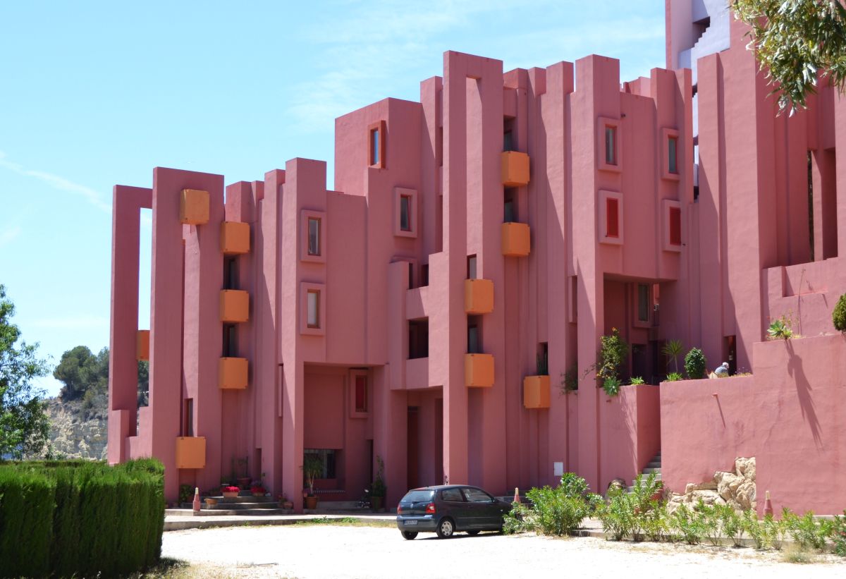 Muralla Roja edificio in Spagna