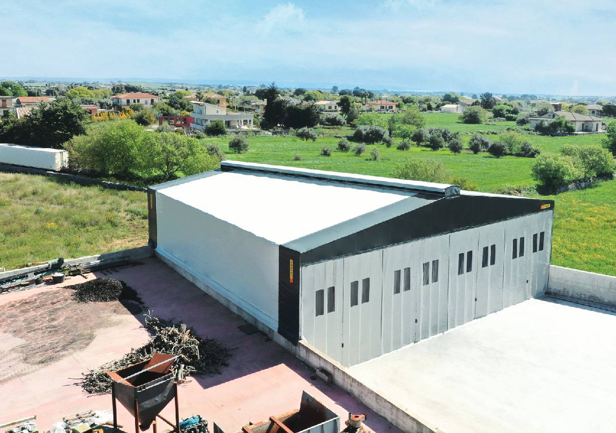 Capannone scorrevole prefabbricato in telo pvc Kopron