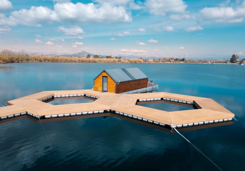 Laghi Nabi: casa galleggiante e glamping experience in simbiosi con la natura