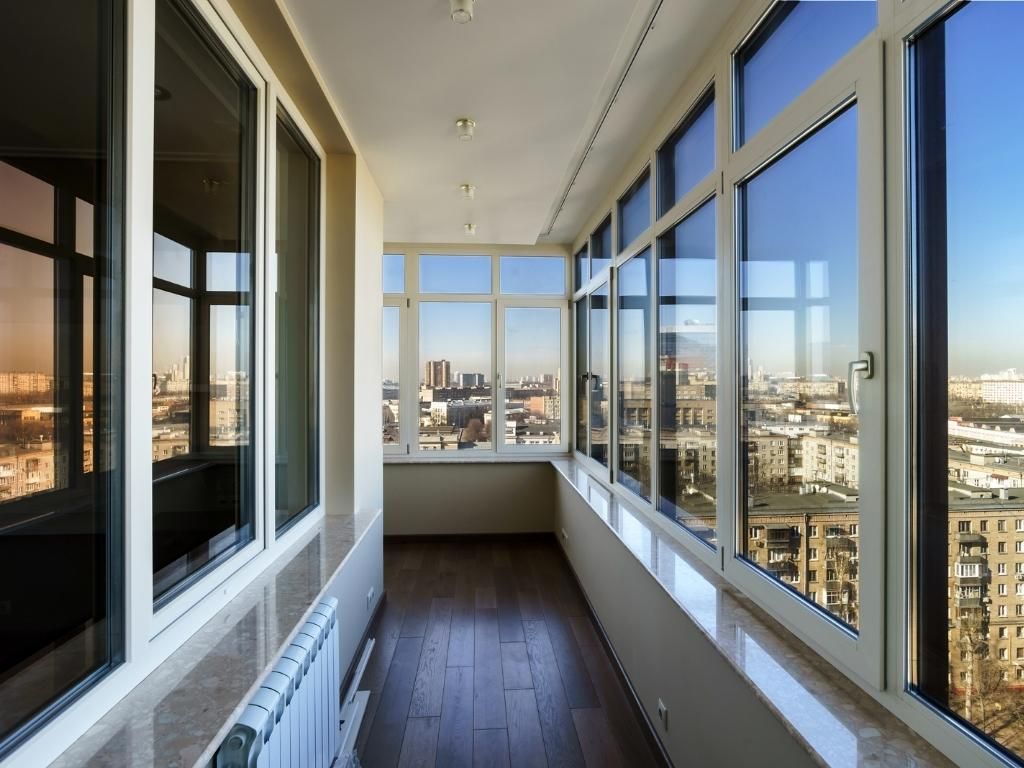 I vantaggi di scegliere una vetrata per il portico, balcone o terrazzo