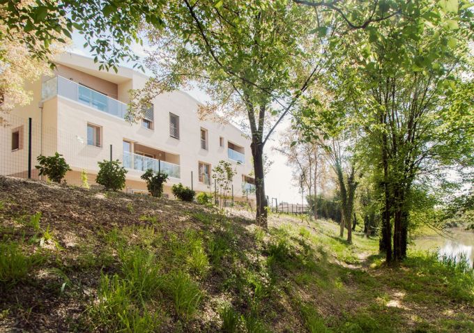 Il progetto di Cohousing SanGiorgio a Ferrara è stato curato dallo studio Rizoma Architetture. 